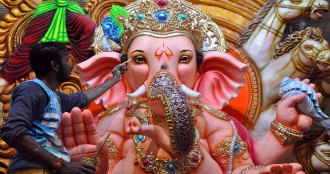 Maharashtra all set to welcome Lord Ganesha | Youth Darpan Culture